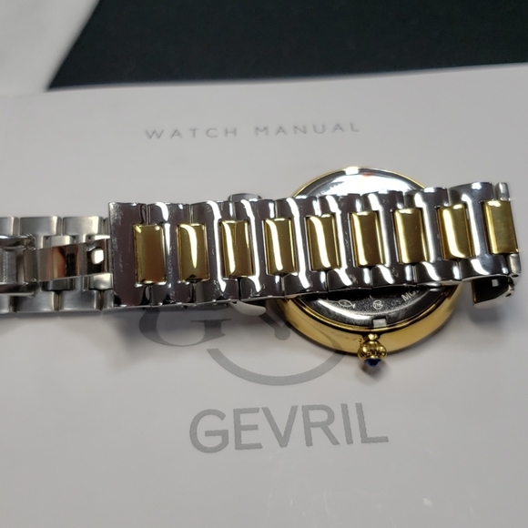 GEVRIL Women's Berletta Diamond Watch 37mm 0.06ctw - Picture 7 of 10